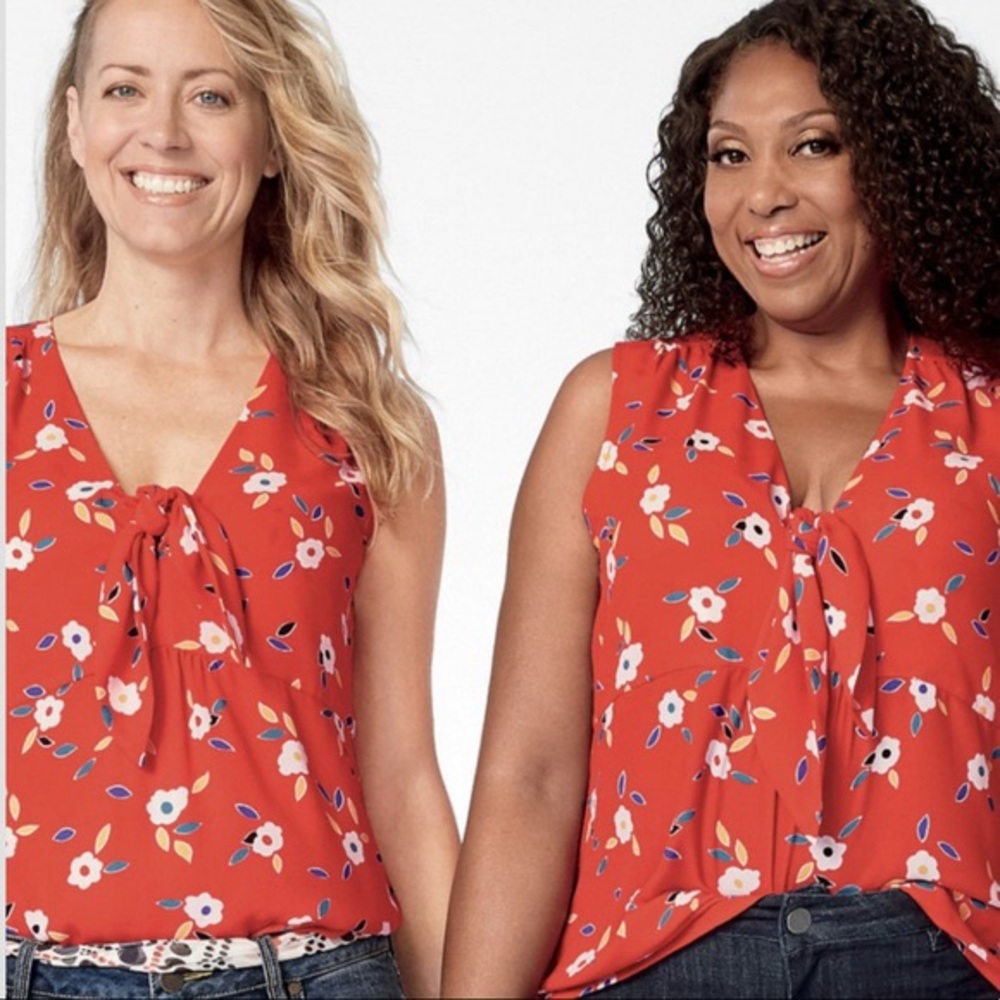 NWOT CAbi Tied Up sleeveless Top Size S #5734 Red Floral